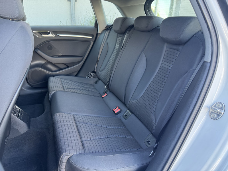 Audi A3 Sportback 35 TFSI 150 CH COD SPORT LIMITED S TRONIC 7 EURO6D-T  occasion  Colomiers - photo n7