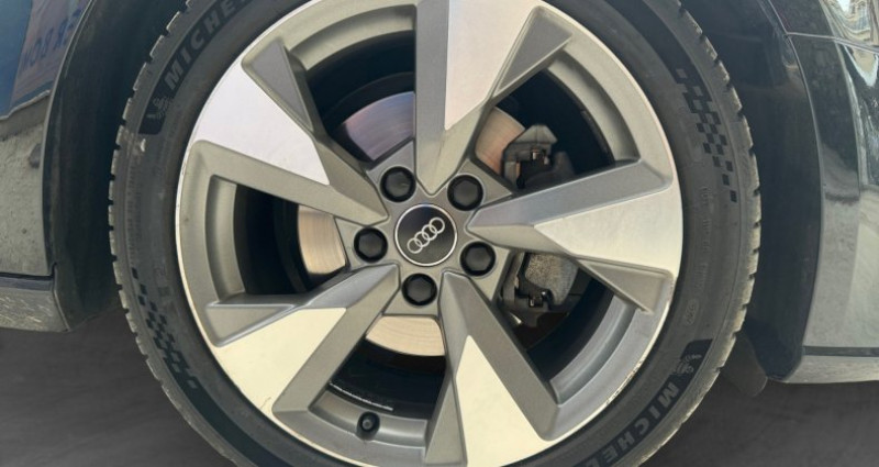 Audi A3 Sportback 35 TFSI CoD 150 S tronic 7 Midnight Series 2019 - photo n°7 Audi A3 Sportback 35 TFSI CoD 150 S tronic 7 Midnight Series  occasion à PARIS - photo n°7