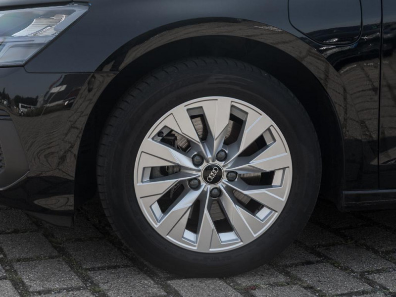 Audi A3 Sportback 40 TFSIe 204 BVA  occasion � L'Union - photo n�7