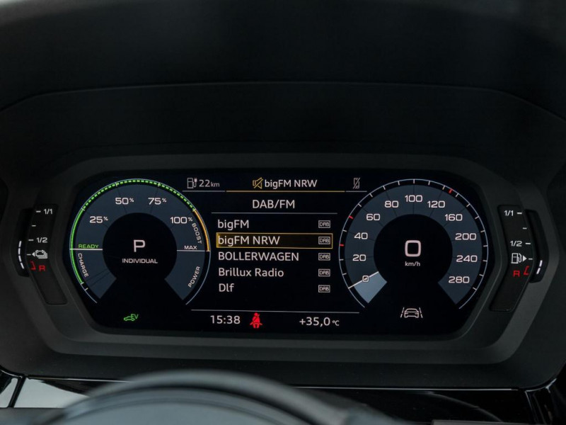 Audi A3 Sportback 40 TFSIe 204 BVA  occasion � L'Union - photo n�6