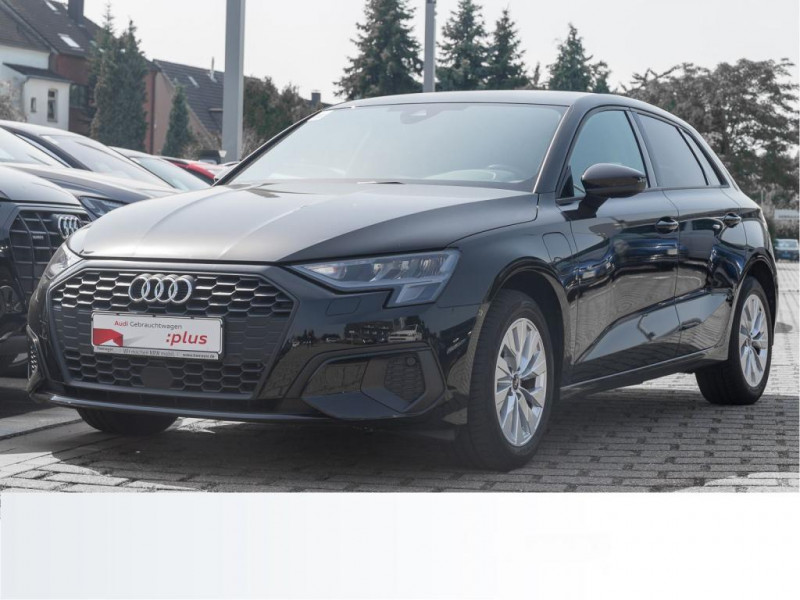 Audi A3 Sportback 40 TFSIe 204 BVA  occasion � L'Union - photo n�2