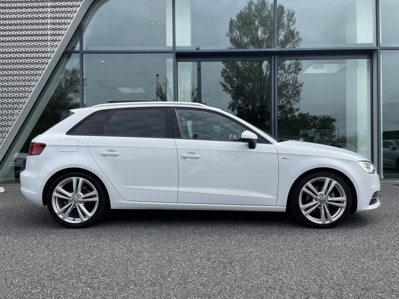 Audi A3 Sportback A3 Sportback 1.6 TDI 110 S Line 5p  occasion  Onet-le-Chteau - photo n5