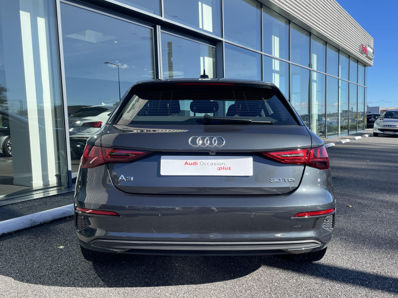 Audi A3 Sportback A3 Sportback 30 TDI 116 S tronic 7 Business line 5p  occasion � Onet-le-Ch�teau - photo n�2