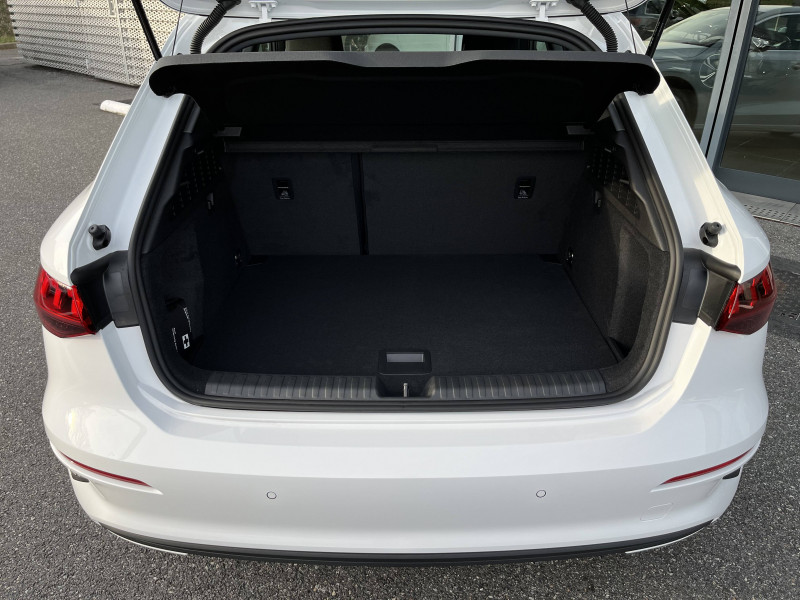 Audi A3 Sportback A3 Sportback 30 TFSI Mild Hybrid 110 S tronic 7 Business Exe  occasion  Onet-le-Chteau - photo n6