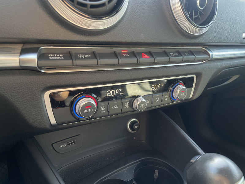 Audi A3 Sportback A3 Sportback 35 TDI 150 S tronic 7 Design Luxe 5p  occasion  Onet-le-Chteau - photo n13