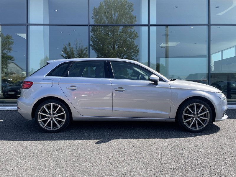 Audi A3 Sportback A3 Sportback 35 TDI 150 S tronic 7 Design Luxe 5p  occasion  Onet-le-Chteau - photo n5
