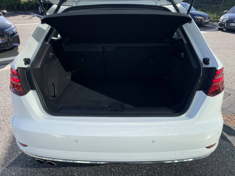 Audi A3 Sportback A3 Sportback 35 TDI 150 S tronic 7 Design Luxe 5p  occasion  Onet-le-Chteau - photo n7