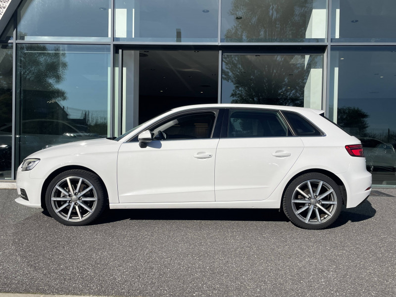 Audi A3 Sportback A3 Sportback 35 TDI 150 S tronic 7 Design Luxe 5p  occasion  Onet-le-Chteau - photo n6