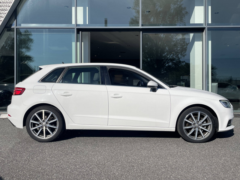 Audi A3 Sportback A3 Sportback 35 TDI 150 S tronic 7 Design Luxe 5p  occasion  Onet-le-Chteau - photo n4