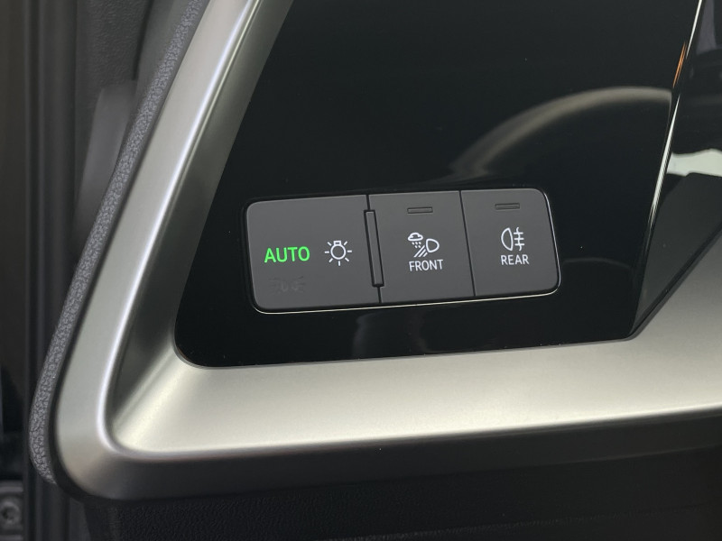 Audi A3 Sportback A3 Sportback 35 TDI 150 S tronic 7 S Line 5p  occasion  Onet-le-Chteau - photo n7