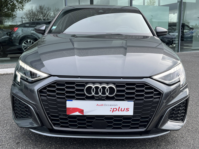 Audi A3 Sportback A3 Sportback 35 TDI 150 S tronic 7 S line 5p  occasion  Onet-le-Chteau - photo n2