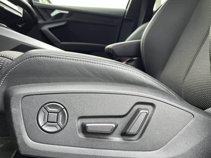 Audi A3 Sportback A3 Sportback 35 TDI 150 S tronic 7 S line 5p  occasion  Onet-le-Chteau - photo n12