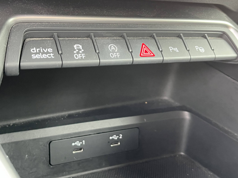 Audi A3 Sportback A3 Sportback 35 TDI 150 S tronic 7 S line 5p  occasion  Onet-le-Chteau - photo n17