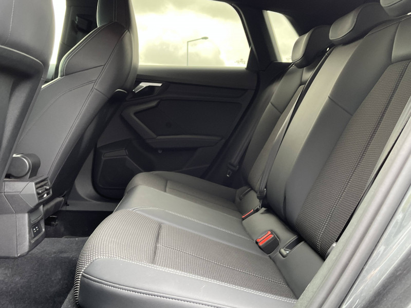 Audi A3 Sportback A3 Sportback 35 TDI 150 S tronic 7 S line 5p  occasion  Onet-le-Chteau - photo n11