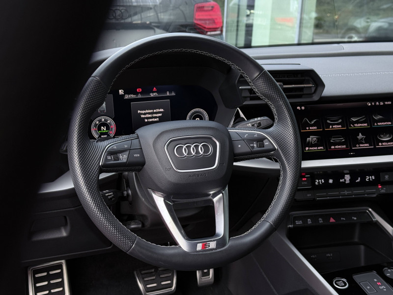 Audi A3 Sportback A3 Sportback 35 TDI 150 S tronic 7 s line 5p  occasion à Onet-le-Chteau - photo n°6