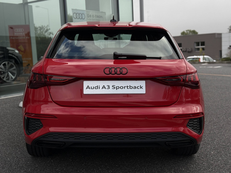 Audi A3 Sportback A3 Sportback 35 TDI 150 S tronic 7 s line 5p  occasion à Onet-le-Chteau - photo n°3