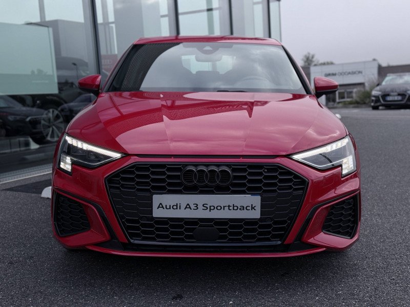 Audi A3 Sportback A3 Sportback 35 TDI 150 S tronic 7 s line 5p  occasion à Onet-le-Chteau - photo n°2