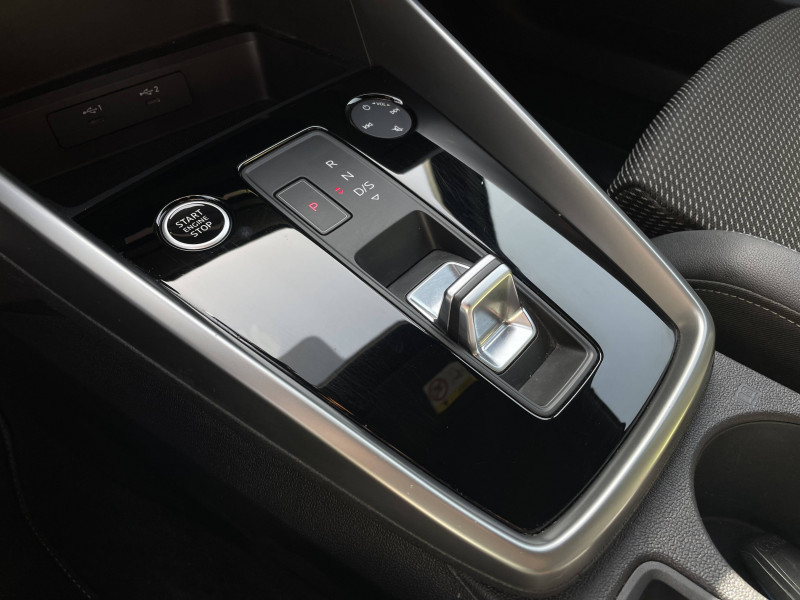 Audi A3 Sportback A3 Sportback 35 TDI 150 S tronic 7 S Line 5p  occasion  Onet-le-Chteau - photo n11