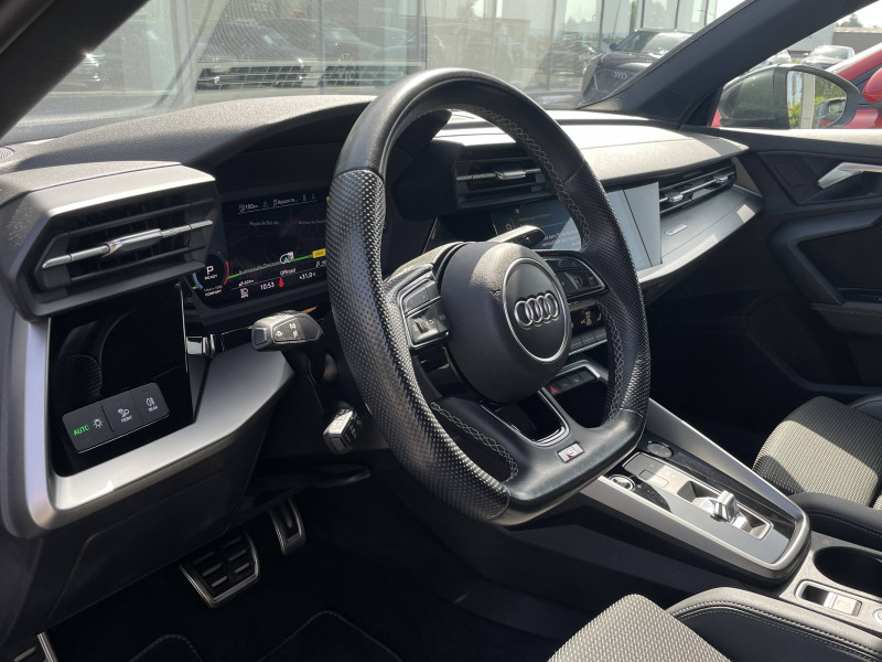 Audi A3 Sportback A3 Sportback 35 TDI 150 S tronic 7 S Line 5p  occasion  Onet-le-Chteau - photo n19