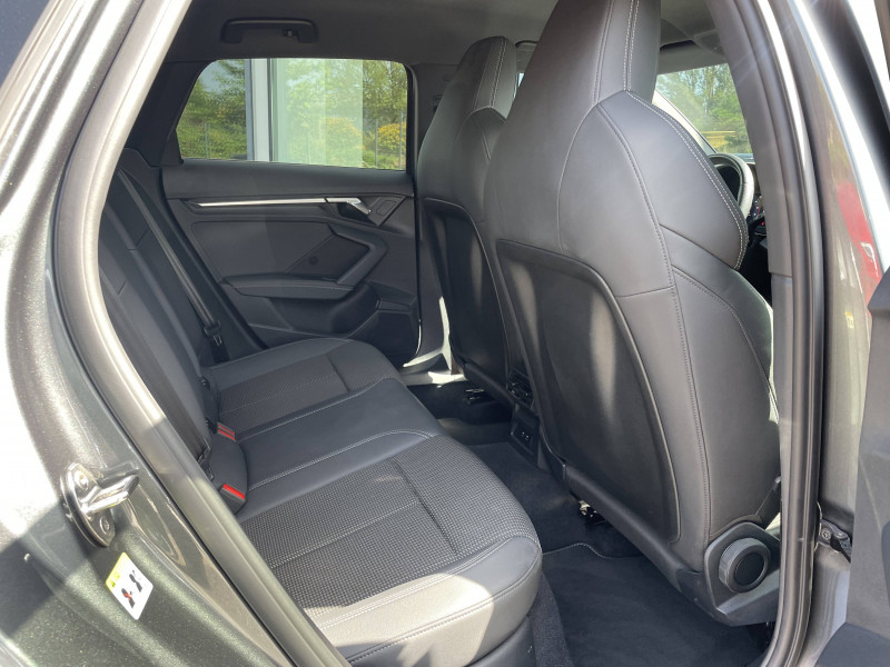 Audi A3 Sportback A3 Sportback 35 TDI 150 S tronic 7 S Line 5p  occasion  Onet-le-Chteau - photo n8
