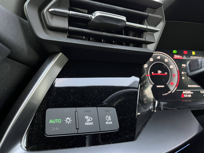 Audi A3 Sportback A3 Sportback 35 TFSI 150 s line 5p  occasion  Onet-le-Chteau - photo n14