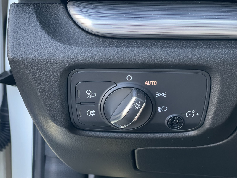 Audi A3 Sportback A3 Sportback 35 TFSI CoD 150 S tronic 7 Sport 5p  occasion � Onet-le-Ch�teau - photo n�6