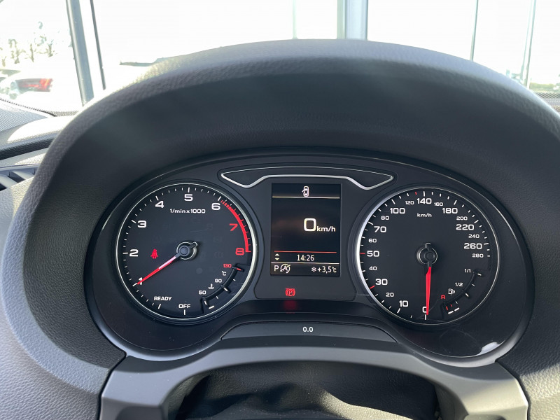 Audi A3 Sportback A3 Sportback 35 TFSI CoD 150 S tronic 7 Sport 5p  occasion � Onet-le-Ch�teau - photo n�11