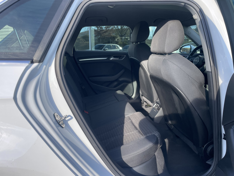 Audi A3 Sportback A3 Sportback 35 TFSI CoD 150 S tronic 7 Sport 5p  occasion &agrave; Onet-le-Ch�teau - photo n&deg;7