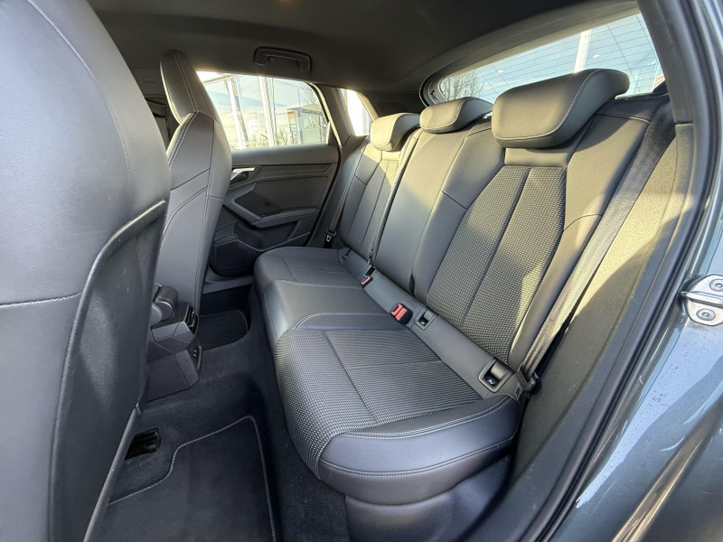 Audi A3 Sportback A3 Sportback 35 TFSI Mild Hybrid 150 S tronic 7 S Line 5p  occasion � Aurillac - photo n�18