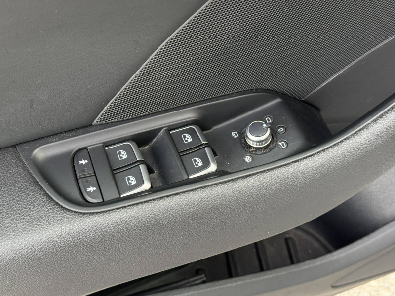Audi A3 Sportback A3 Sportback 40 TDI 184 S tronic 7 Quattro S Line 5p  occasion  Onet-le-Chteau - photo n9