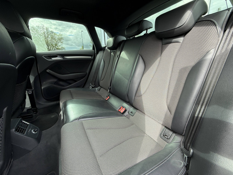 Audi A3 Sportback A3 Sportback 40 TDI 184 S tronic 7 Quattro S Line 5p  occasion  Onet-le-Chteau - photo n8