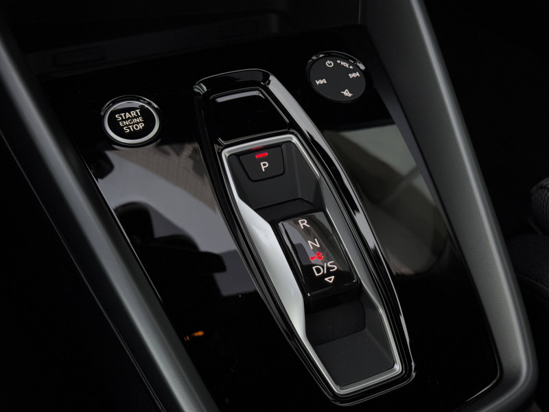 Audi A3 Sportback A3 Sportback 40 TFSI e Hybride rechargeable 204 S tronic 6 S  occasion  Onet-le-Chteau - photo n6