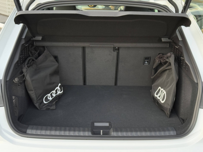 Audi A3 Sportback A3 Sportback 40 TFSI e Hybride rechargeable 204 S tronic 6 S  occasion  Onet-le-Chteau - photo n8
