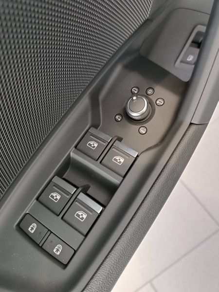 Audi A3 Sportback A3 Sportback 40 TFSIe 204 S tronic 6 Business Executive 5p  occasion à Onet-le-Chteau - photo n°6