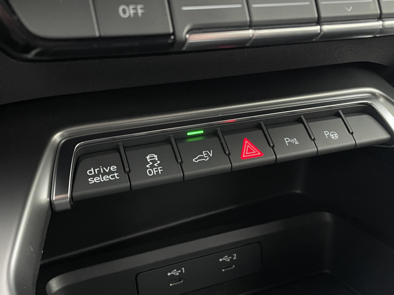 Audi A3 Sportback A3 Sportback 40 TFSIe 204 S tronic 6 Business line 5p  occasion  Onet-le-Chteau - photo n9