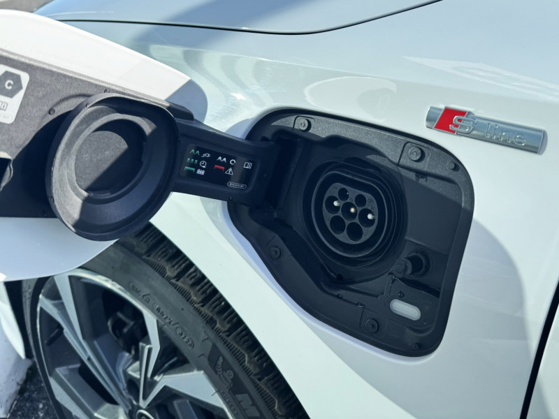 Audi A3 Sportback A3 Sportback 40 TFSIe 204 S tronic 6 S Line 5p  occasion &agrave; Onet-le-Ch�teau - photo n&deg;13