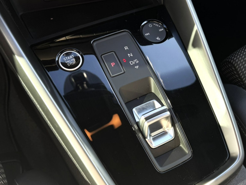 Audi A3 Sportback A3 Sportback 40 TFSIe 204 S tronic 6 S Line 5p  occasion &agrave; Onet-le-Ch�teau - photo n&deg;11