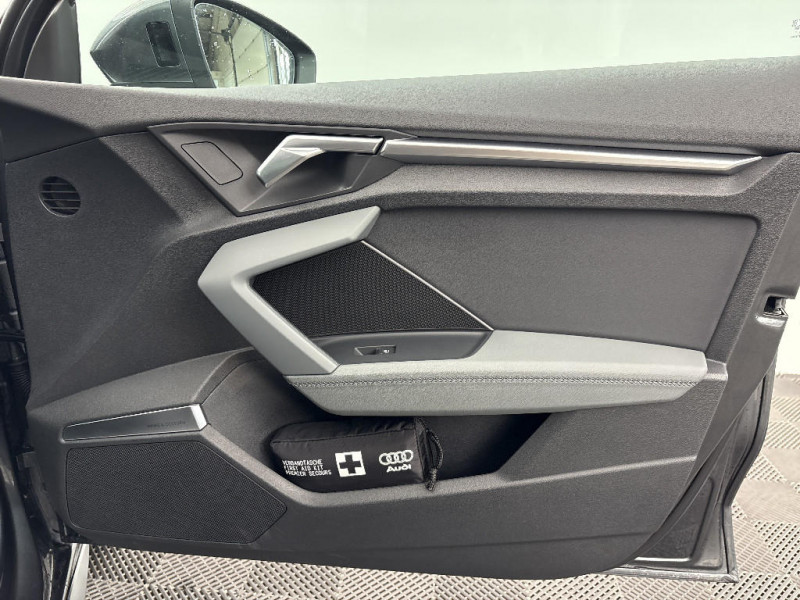 Audi A3 Sportback A3 Sportback 40 TFSIe 204 S tronic 6 S Line  occasion  Saint-Quentin - photo n19