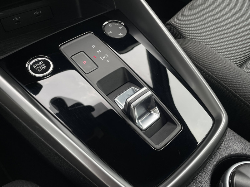 Audi A3 Sportback A3 Sportback 45 TFSIe 245 S tronic 6 Competition 5p  occasion à Onet-le-Chteau - photo n°18
