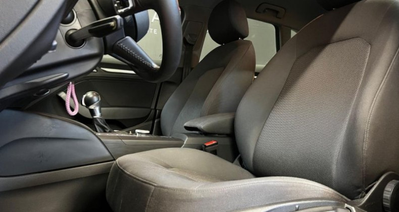 Audi A3 Sportback BUSINESS 30 TDI 116 S tronic 7 line ORIGINE FRANCE  occasion  Lesmnils - photo n4