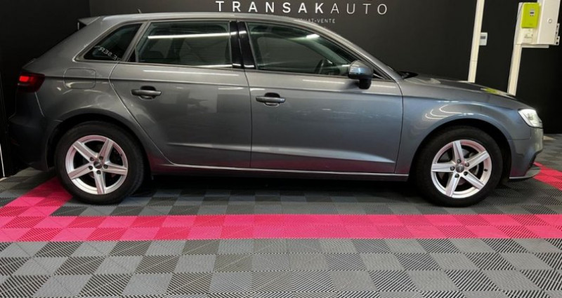Audi A3 Sportback BUSINESS 30 TDI 116 S tronic 7 line ORIGINE FRANCE  occasion  Lesmnils - photo n2