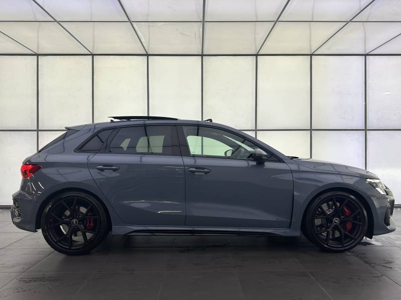 Audi A3 Sportback RS3 Sportback 2.5 TFSI 400 S tronic 7 Quattro  occasion à SAINT-OUEN - photo n°6