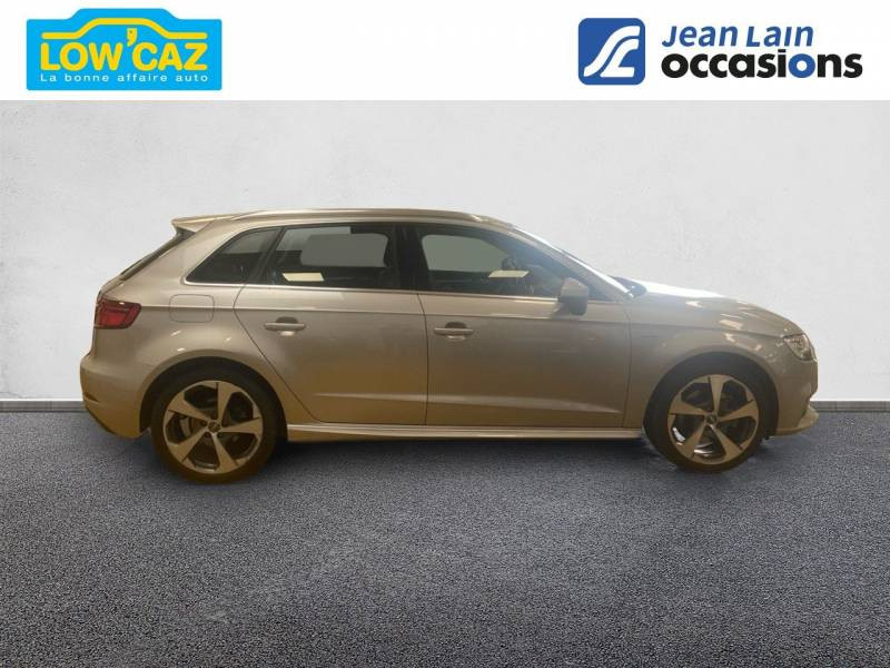 Audi A3 Sportback Sportback 1.4 TFSI e-tron 204 S tronic 6 Design Luxe  occasion  SASSENAGE - photo n4