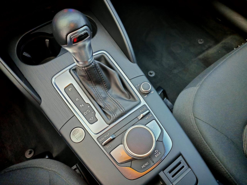 Audi A3 Sportback Sportback 2.0TDI 150 S-Tronic 7 Business Line + Option  occasion à Arcangues - photo n°13