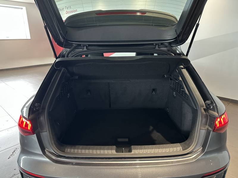 Audi A3 Sportback Sportback 30 TFSI Mild Hybrid 110 S tronic 7 S line  occasion  ROISSY-EN-France - photo n4