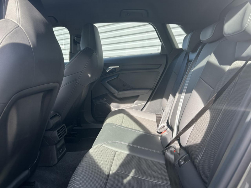 Audi A3 Sportback Sportback 35 TFSI 150 S line S-Tronic   GPS   Radar Av/Ar     occasion  Ganges - photo n3