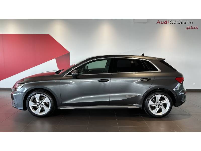 Audi A3 Sportback Sportback 35 TFSI Mild Hybrid 150 S tronic 7 S line  occasion  ROISSY-EN-France - photo n6