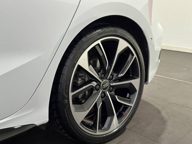 Audi A3 Sportback Sportback 35 TFSI Mild Hybrid 150 S tronic 7 S line  occasion  SAINT-OUEN - photo n6