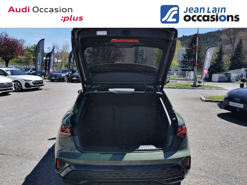 Audi A3 Sportback Sportback 35 TFSI Mild Hybrid 150 S tronic 7 S line  occasion à Gap - photo n°10