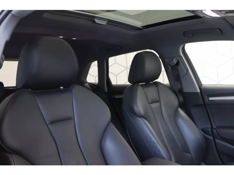 Audi A3 Sportback Sportback 40 e-tron 204 S tronic 6 Design Luxe  occasion  Lescar - photo n17